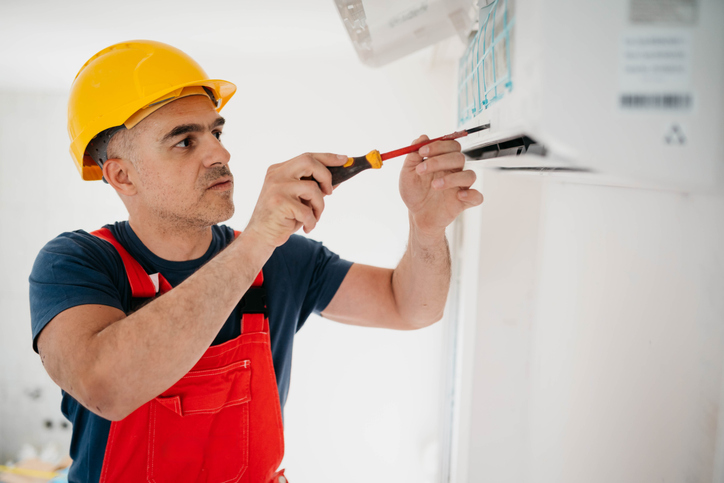 What to Do When Your AC Blows Warm Air Quick Fixes Before Calling Air Conditioner Repair